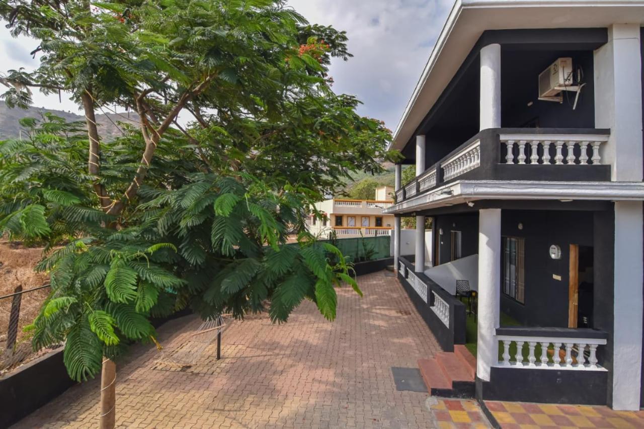 Empyrean Stay Ll 3Bhk Ll Black Horse Villa Ll Ac Ll Private Pool Ll Wifi II Lux Ll Lonavala Extérieur photo