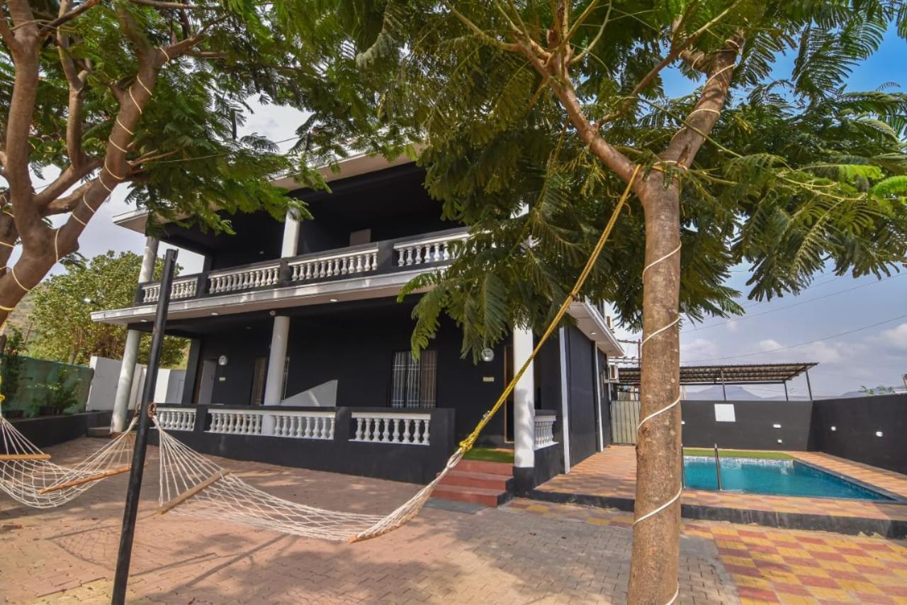Empyrean Stay Ll 3Bhk Ll Black Horse Villa Ll Ac Ll Private Pool Ll Wifi II Lux Ll Lonavala Extérieur photo