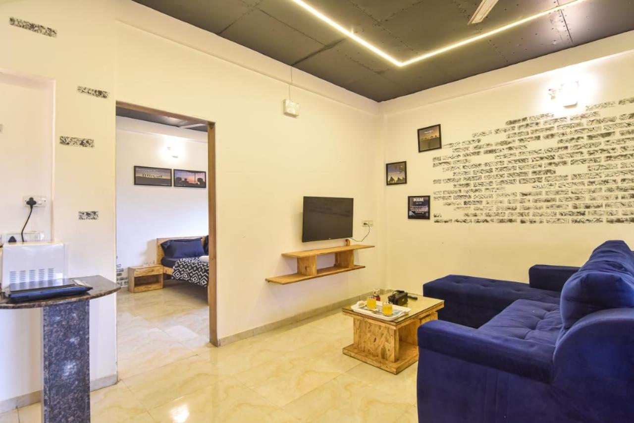 Empyrean Stay Ll 3Bhk Ll Black Horse Villa Ll Ac Ll Private Pool Ll Wifi II Lux Ll Lonavala Extérieur photo