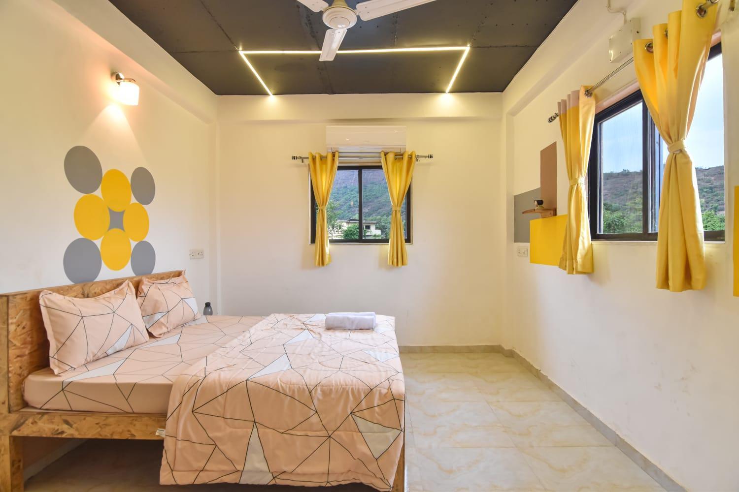 Empyrean Stay Ll 3Bhk Ll Black Horse Villa Ll Ac Ll Private Pool Ll Wifi II Lux Ll Lonavala Extérieur photo