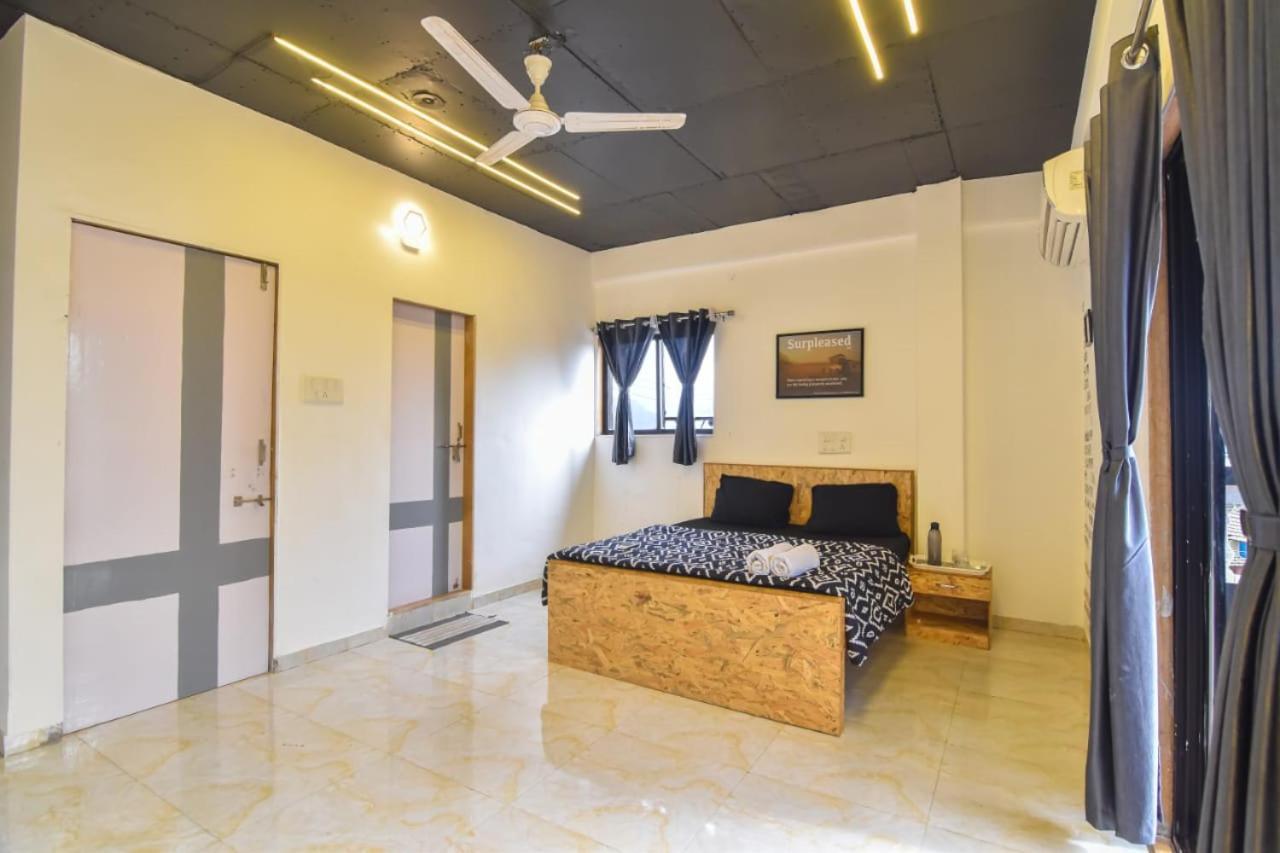 Empyrean Stay Ll 3Bhk Ll Black Horse Villa Ll Ac Ll Private Pool Ll Wifi II Lux Ll Lonavala Extérieur photo